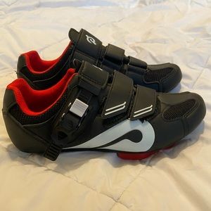 Women’s size 7 (38) peloton clip in shoe